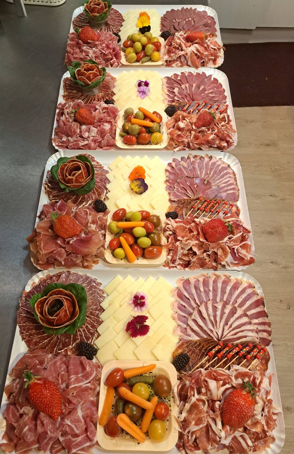 Plateaux Gourmet pour 18 personnes